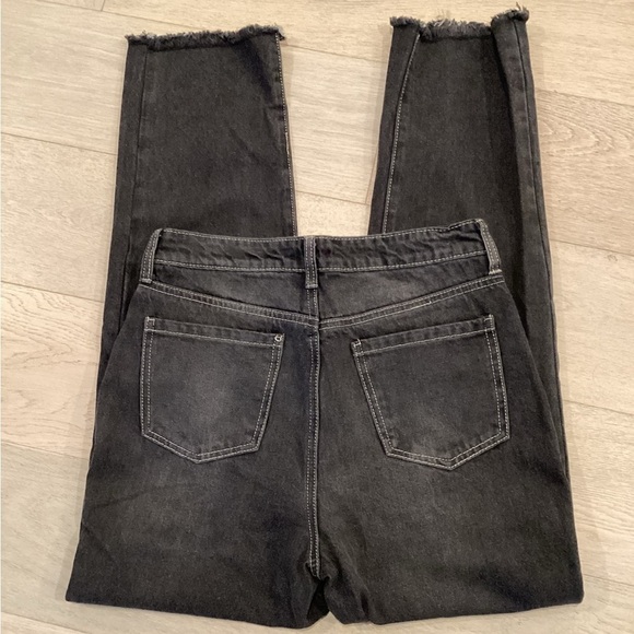 High Waist Mom Jeans Ankle Length Distressed NWOT size 24 and 30 - Picture 4 of 14